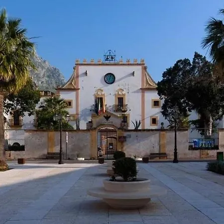 بيت للعطل Da Turiddu *